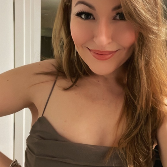 Meet your Posher, Rachel - Picture 1 of 1